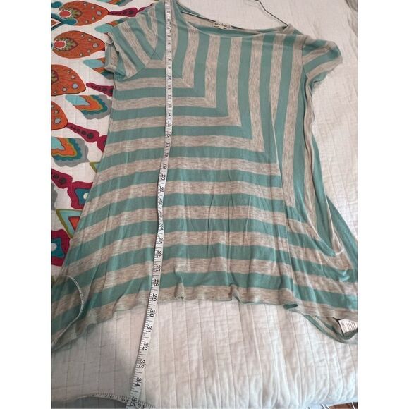 Love on a Hanger teal and gray striped sharkbite hem top - Picture 5 of 6